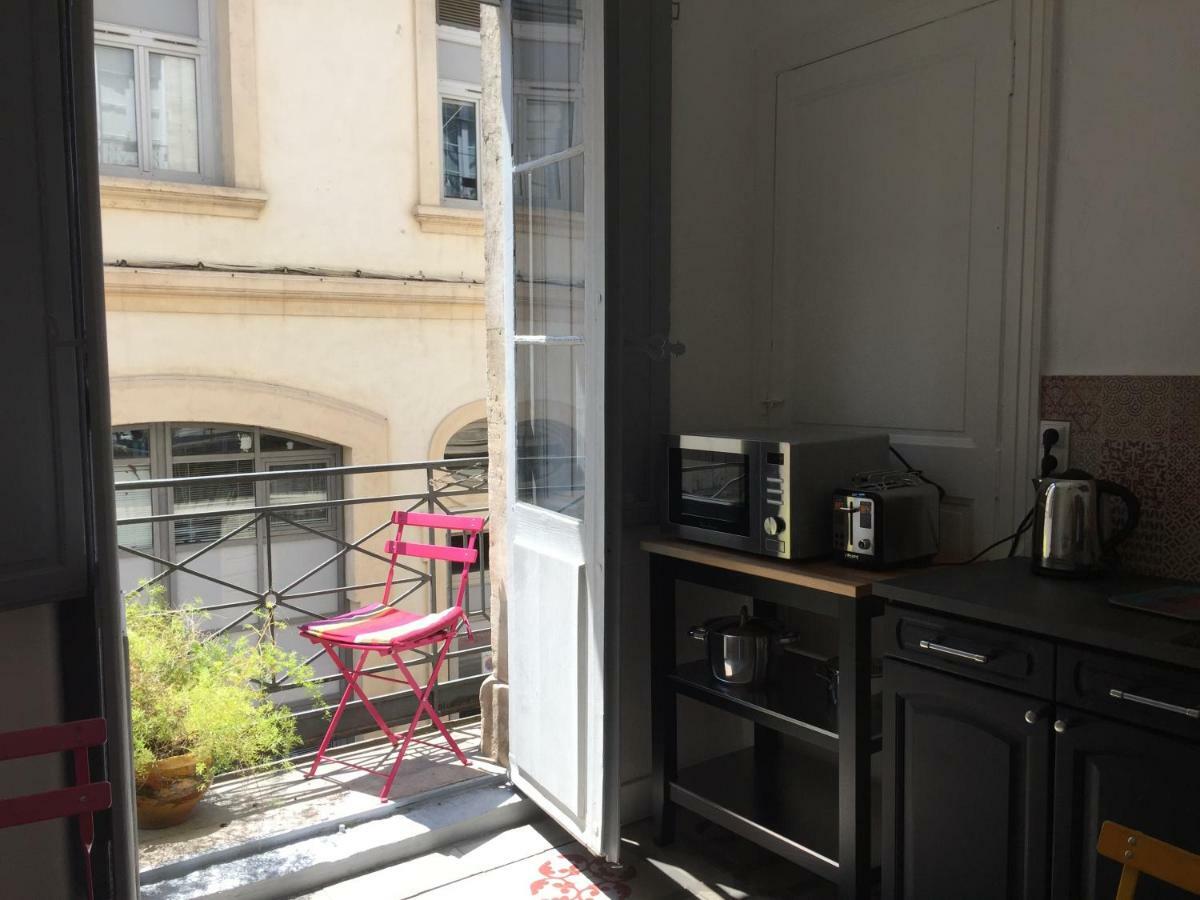 Апартаменты Chez Noelle Et Emmanuel Монпелье Экстерьер фото